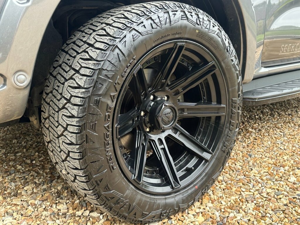 Ford Ranger 2L Wildtrak Grey #2