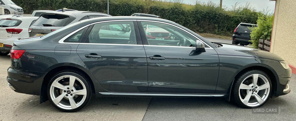 Audi A4 2.0 Tdi 30 Sport S Tronic Euro 6 Ss Black #8