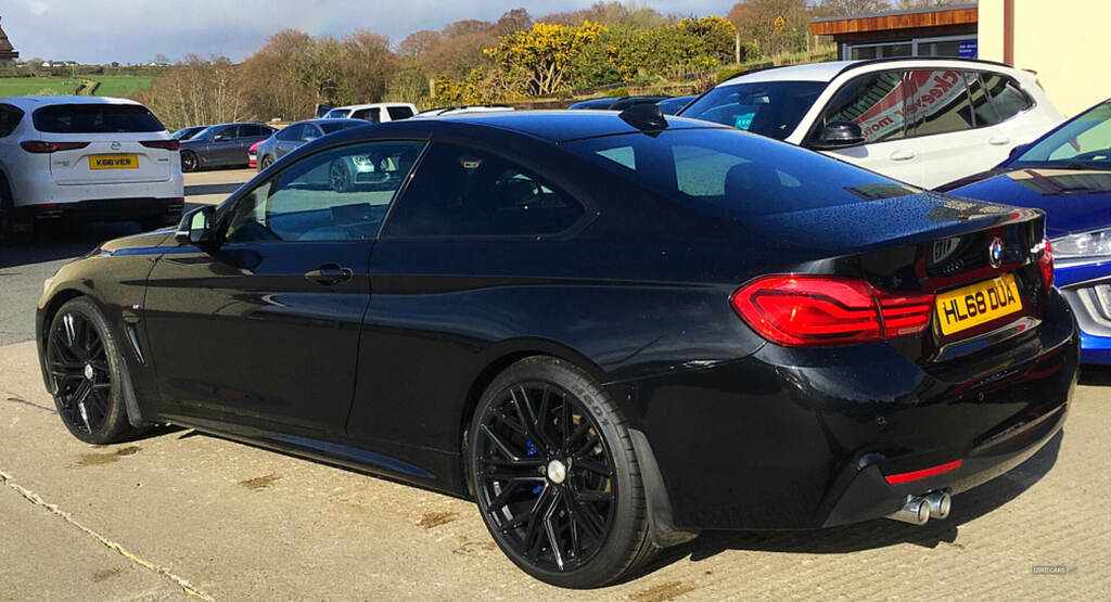 BMW 4 Series 420D 190 M Sport Professional Media Black #5