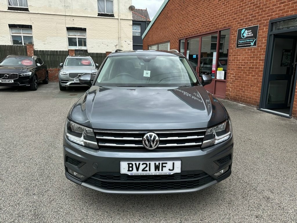 Volkswagen Tiguan Allspace 1.5L Match Grey #3