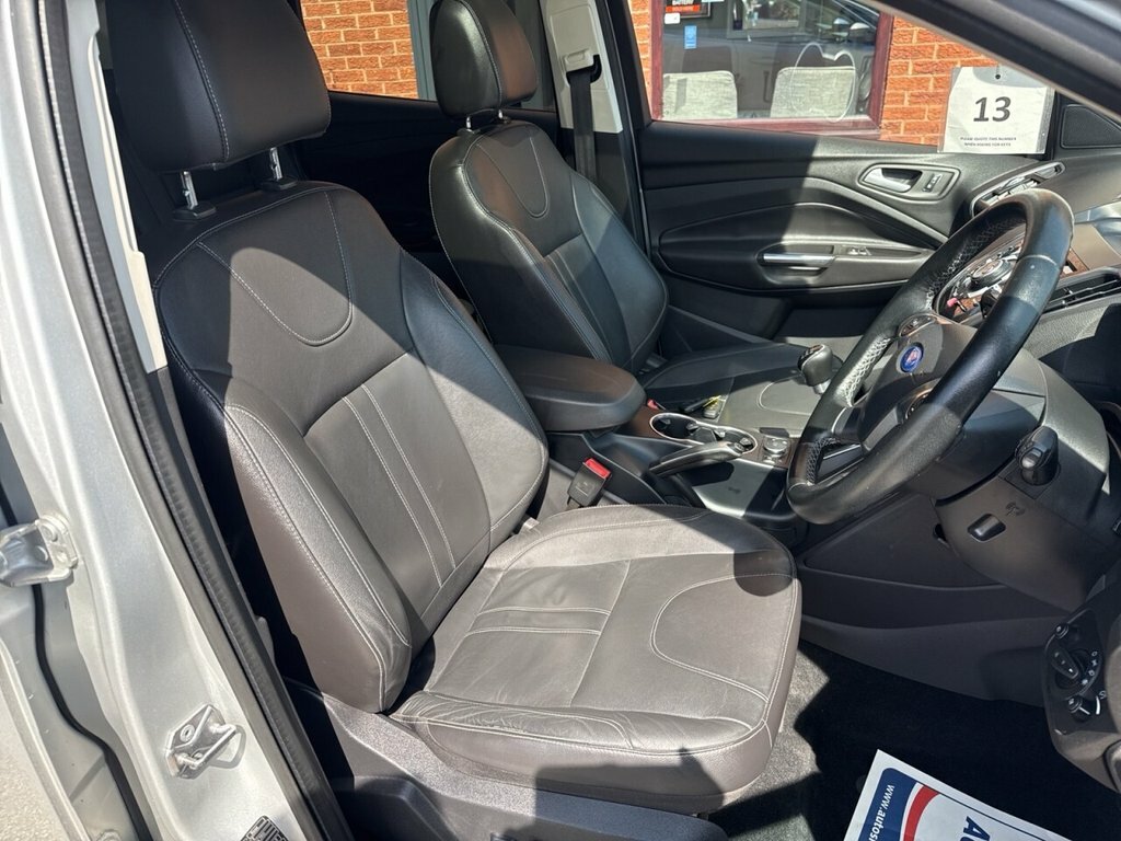 Ford Kuga 2.0 Titanium Tdci 2Wd 130Bhp Best Colour Finance P White #5