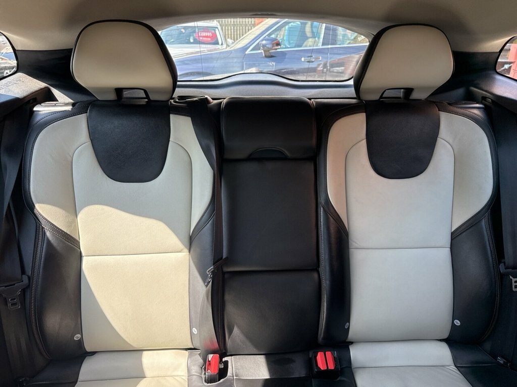 Volvo V40 Cross Country Hatchback Red #14