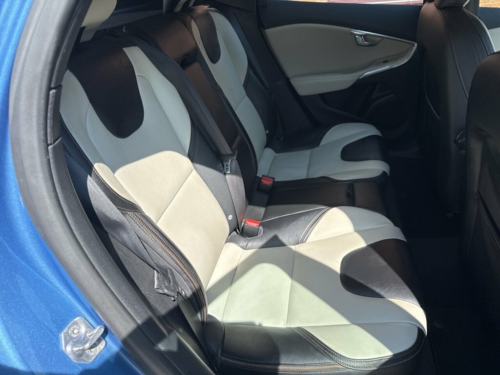 Volvo V40 Cross Country Hatchback Red #12