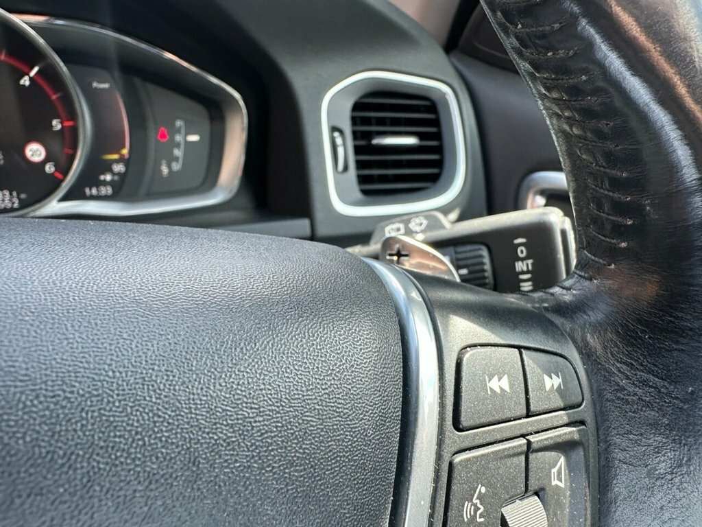Volvo V60 Cross Country Lux Nav Grey #43