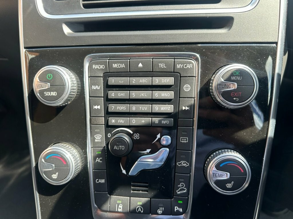 Volvo V60 Cross Country Lux Nav Grey #8