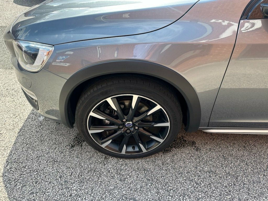 Volvo V60 Cross Country Lux Nav Grey #33