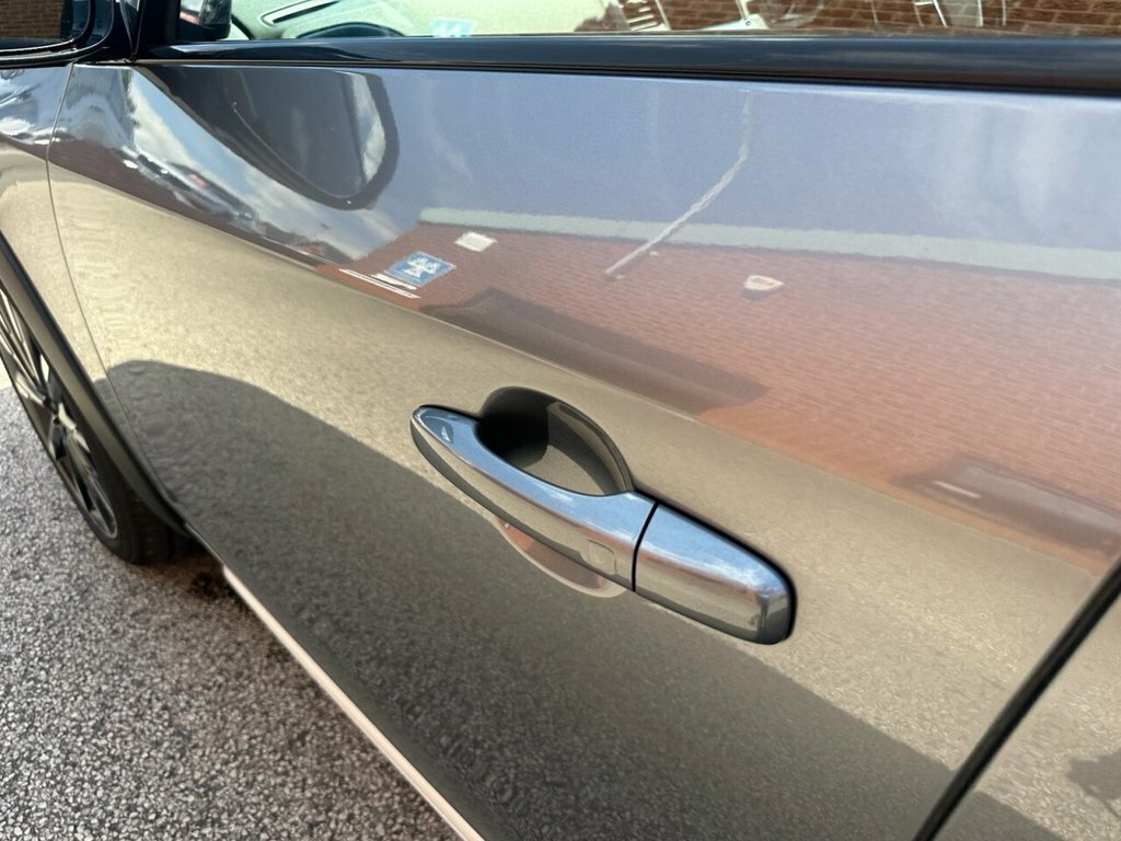 Volvo V60 Cross Country Lux Nav Grey #42