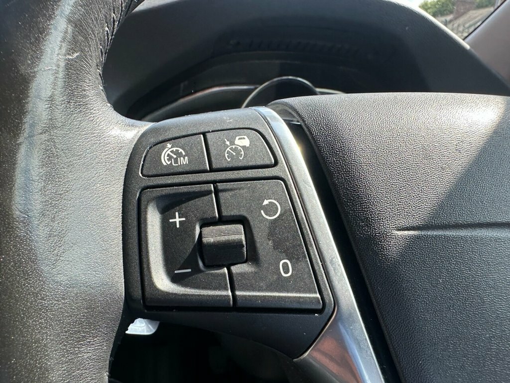 Volvo V60 Cross Country Lux Nav Grey #46