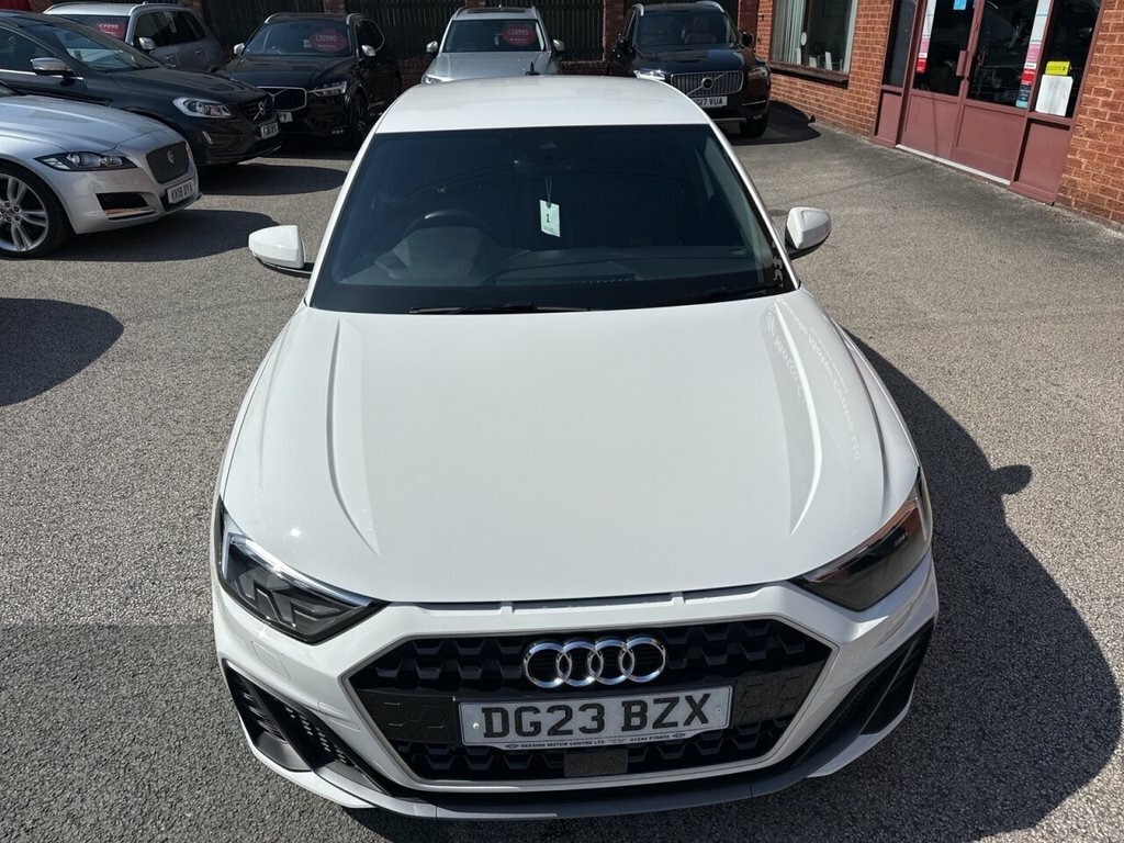 Audi A1 1L S Line White #6