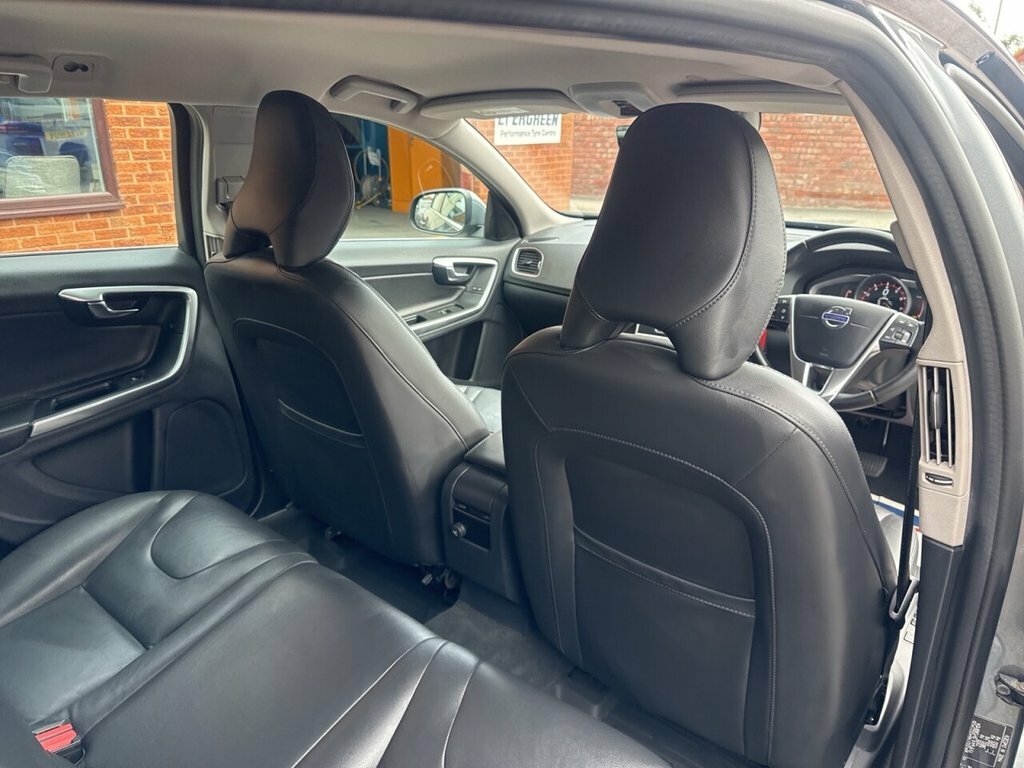 Volvo V60 T4 Se Nav Estate Euro 6 Ss 190 Grey #16