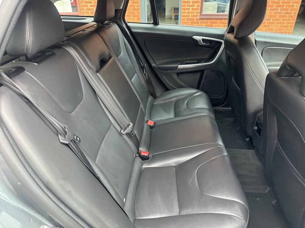 Volvo V60 T4 Se Nav Estate Euro 6 Ss 190 Grey #8