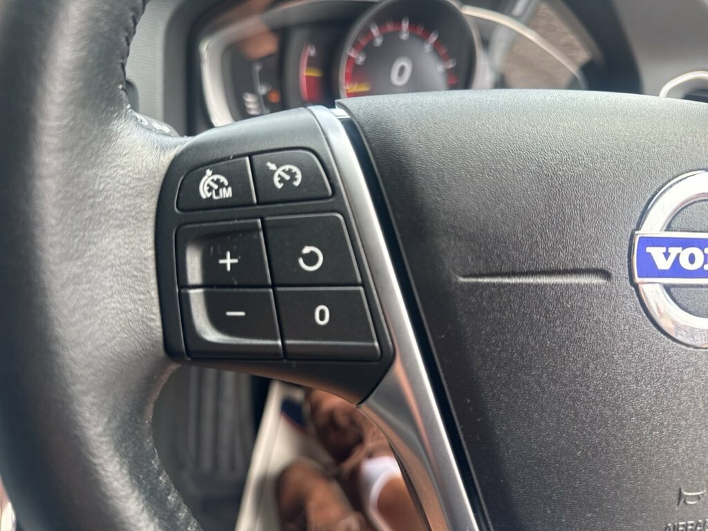 Volvo V60 T4 Se Nav Estate Euro 6 Ss 190 Grey #31