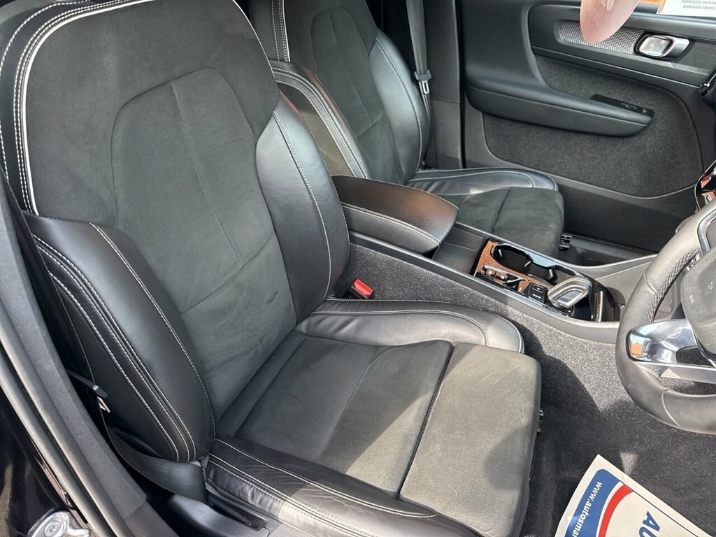 Volvo XC40 1.5L Ultimate Dark YX22JVG Black #5