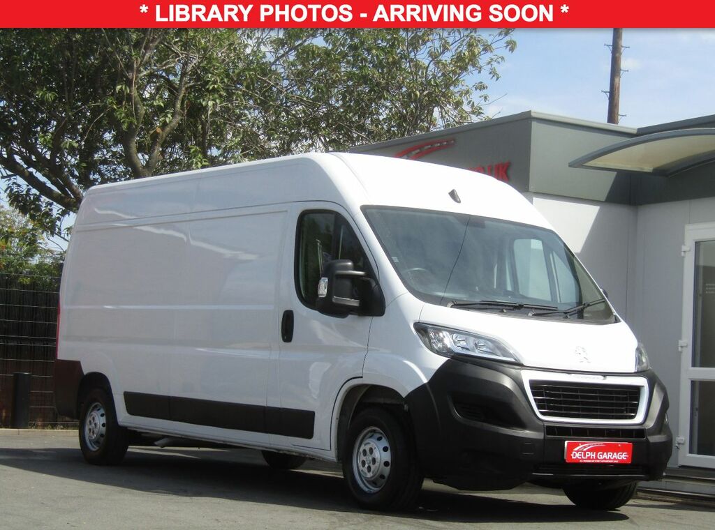Peugeot Boxer Bluehdi 335 Professional Premium White
