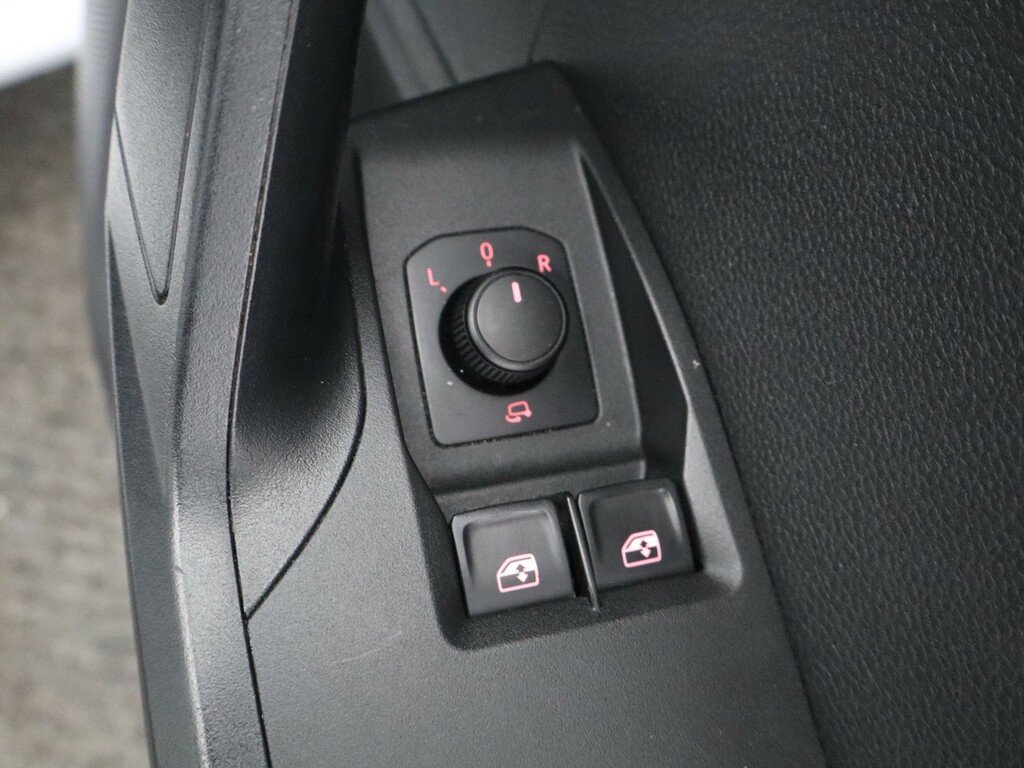 Seat Ibiza 1.0 Tsi 115 Fr Sport Ez #26