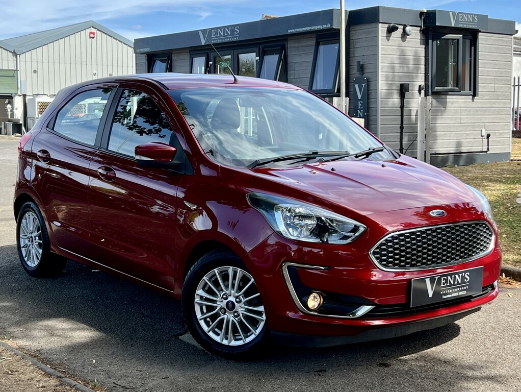 Ford KA+ 1.2 Ti-vct Zetec Red