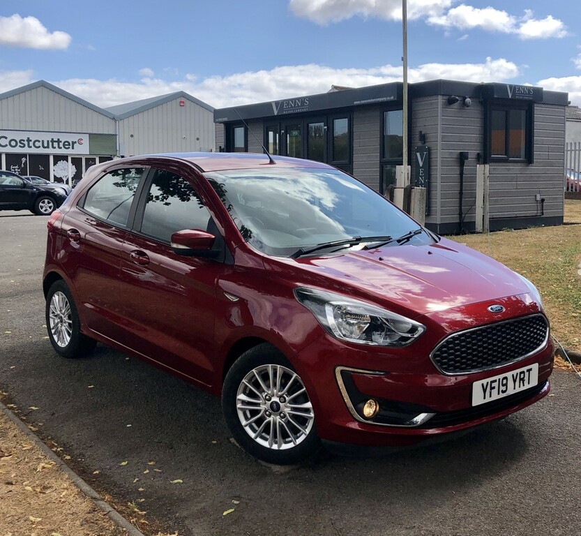 Ford KA+ 1.2 Ti-vct Zetec Red