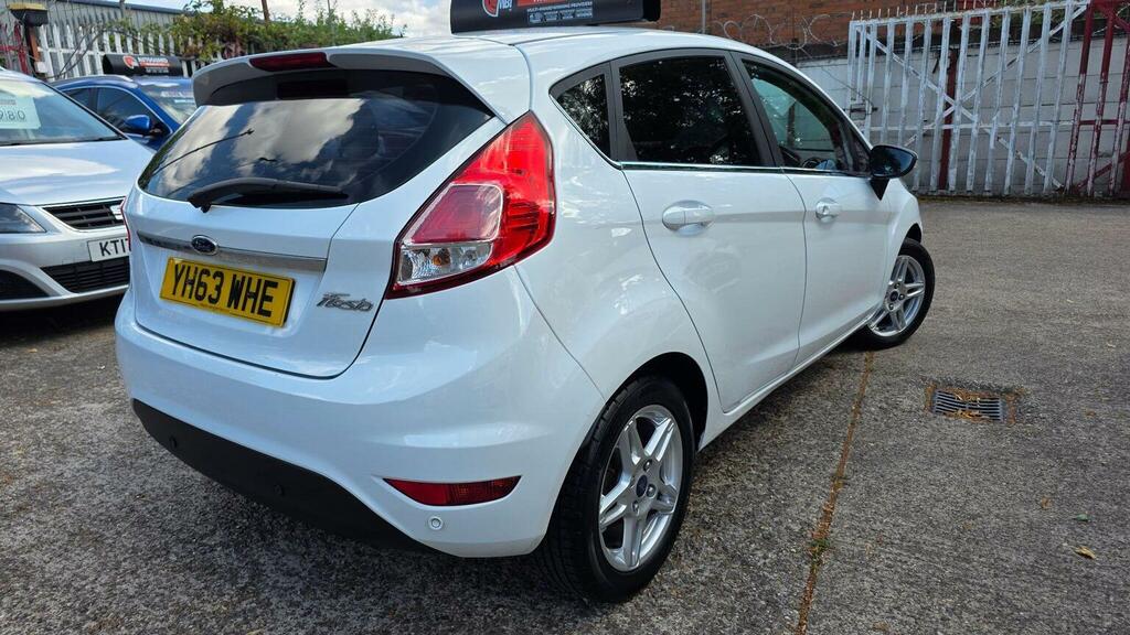 Ford Fiesta 1.0T Ecoboost Titanium X White #3