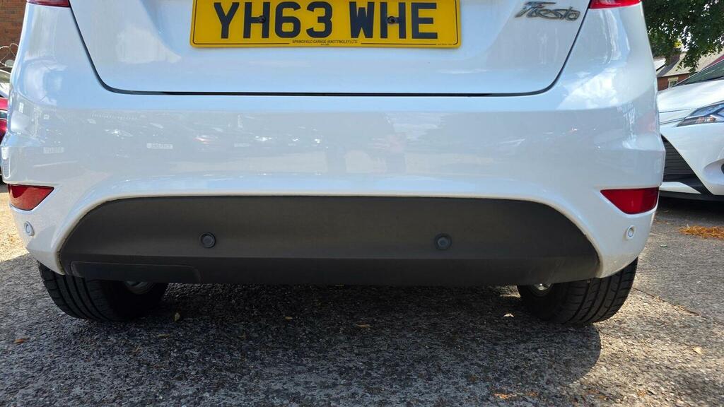 Ford Fiesta 1.0T Ecoboost Titanium X White #14