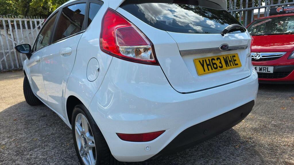 Ford Fiesta 1.0T Ecoboost Titanium X White #6
