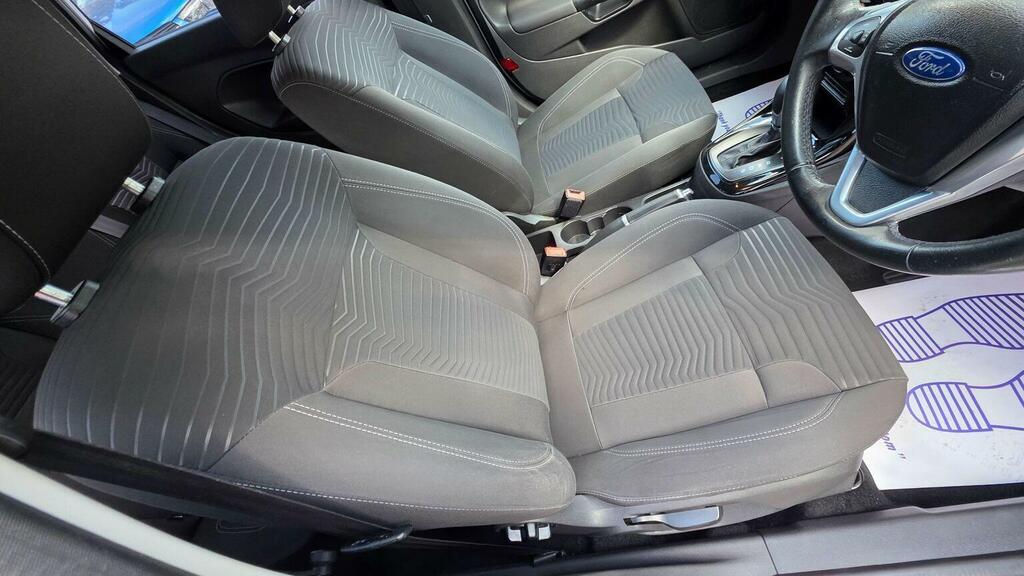 Ford Fiesta 1.0T Ecoboost Titanium X White #26