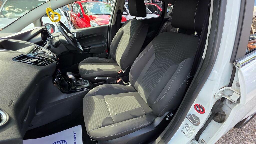 Ford Fiesta 1.0T Ecoboost Titanium X White #27