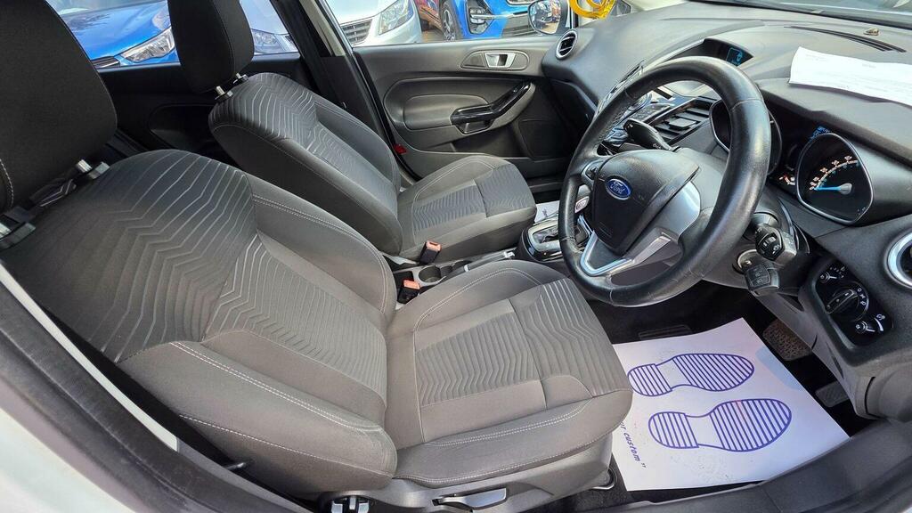 Ford Fiesta 1.0T Ecoboost Titanium X White #21