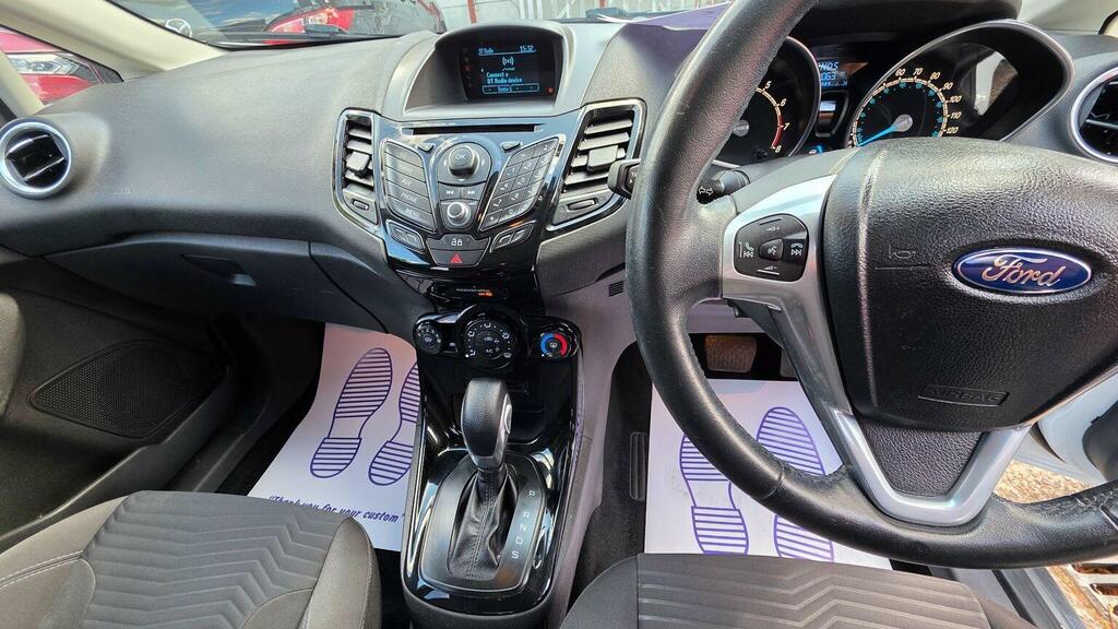 Ford Fiesta 1.0T Ecoboost Titanium X White #19