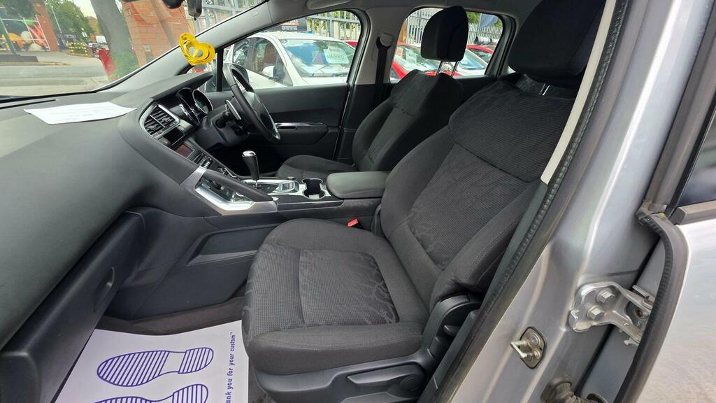 Peugeot 3008 Hdi Active Black #24