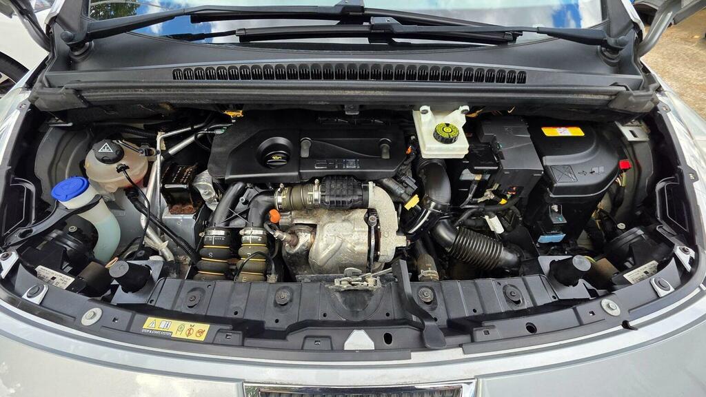 Peugeot 3008 Hdi Active Black #29
