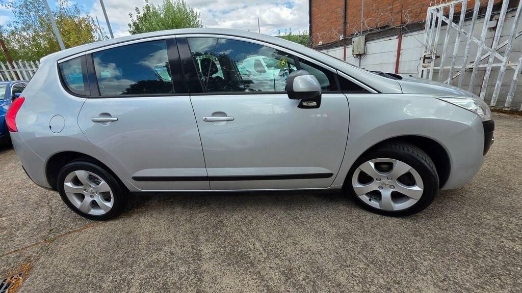 Peugeot 3008 Hdi Active Black #16