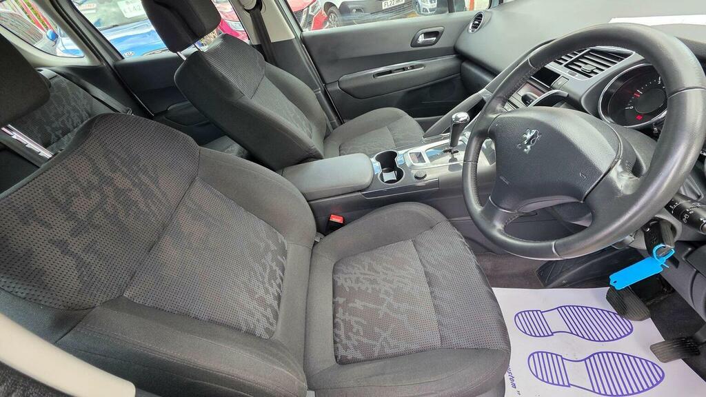 Peugeot 3008 Hdi Active Black #20