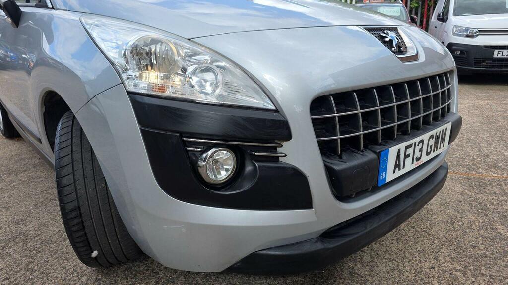 Peugeot 3008 Hdi Active Black #7