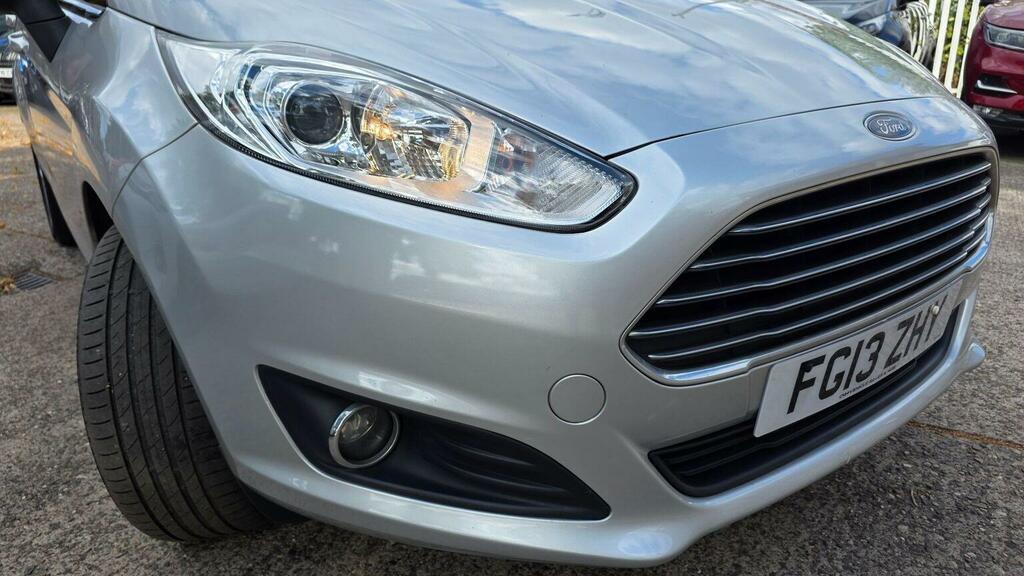 Ford Fiesta 1.25 Style Euro 5 Silver #37