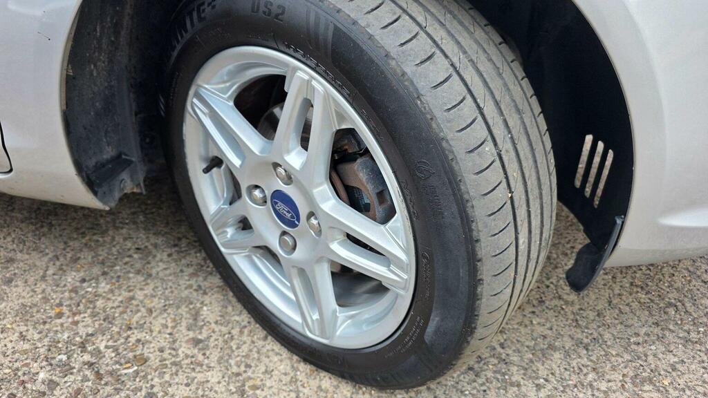 Ford Fiesta 1.25 Style Euro 5 Silver #25