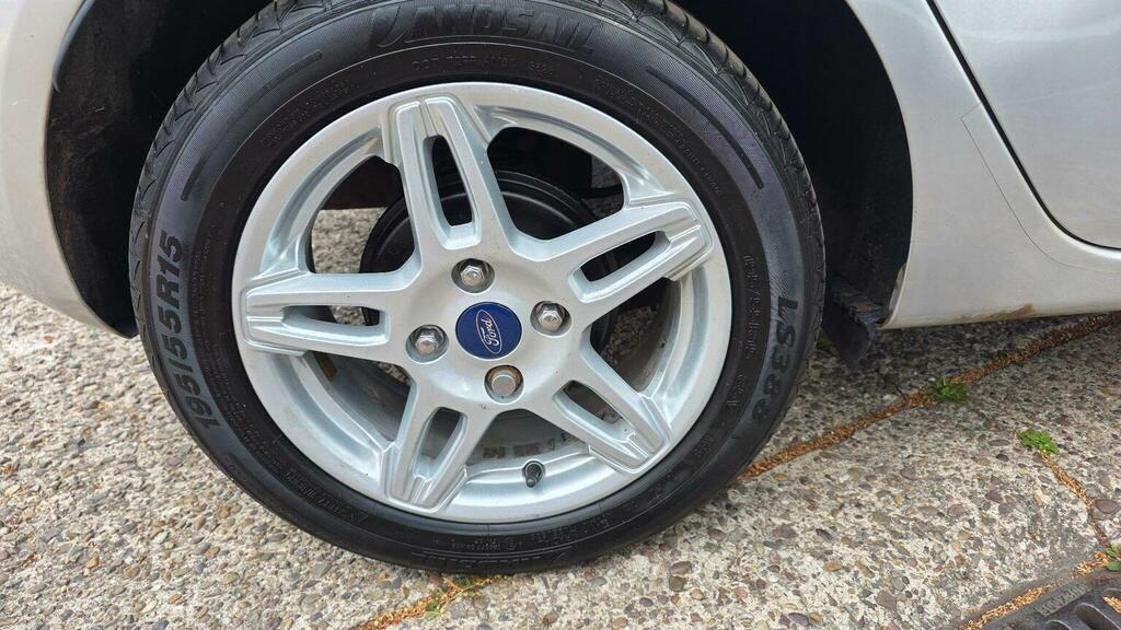 Ford Fiesta 1.25 Style Euro 5 Silver #24