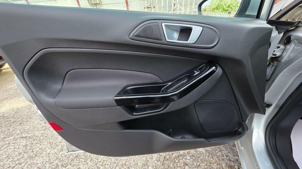 Ford Fiesta 1.25 Style Euro 5 Silver #21