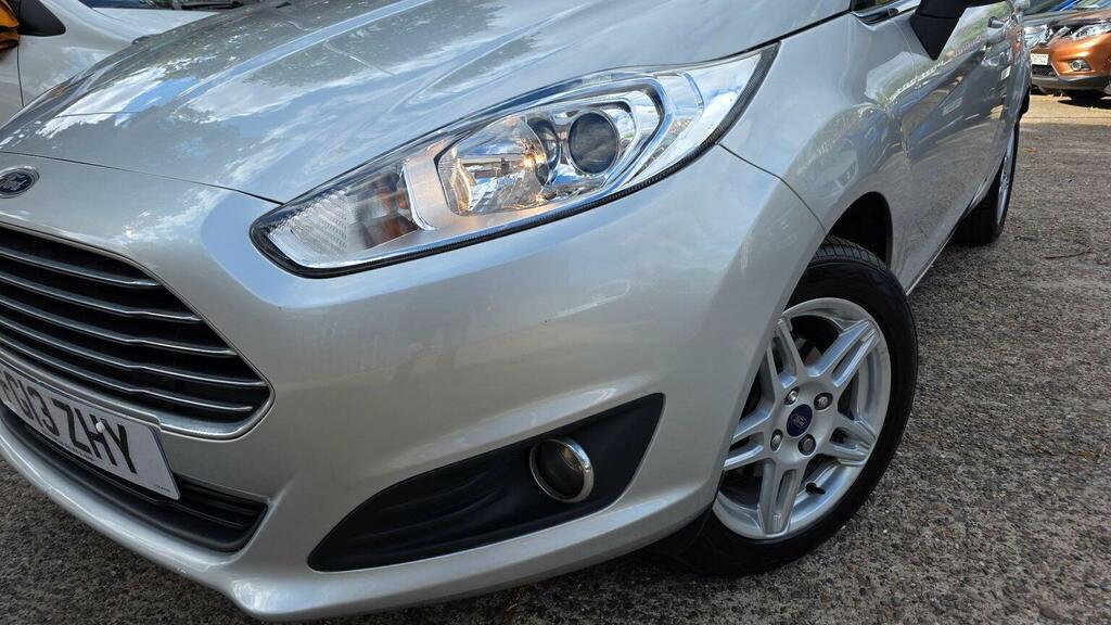 Ford Fiesta 1.25 Style Euro 5 Silver #38