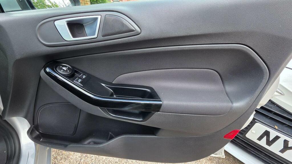 Ford Fiesta 1.25 Style Euro 5 Silver #20