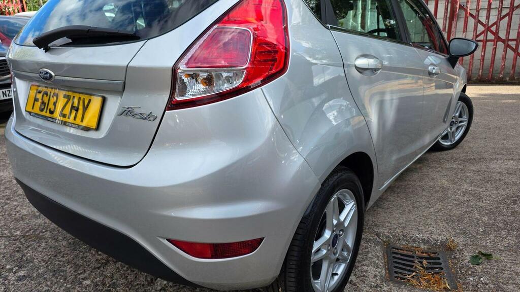 Ford Fiesta 1.25 Style Euro 5 Silver #11