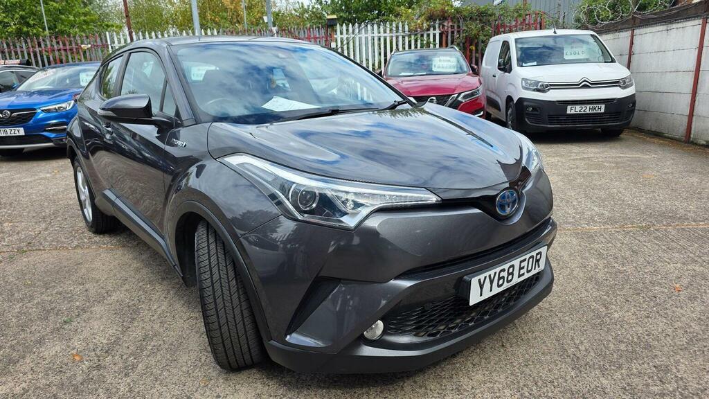 Toyota C-Hr Dynamic Hev Cvt Vvt-i White #2
