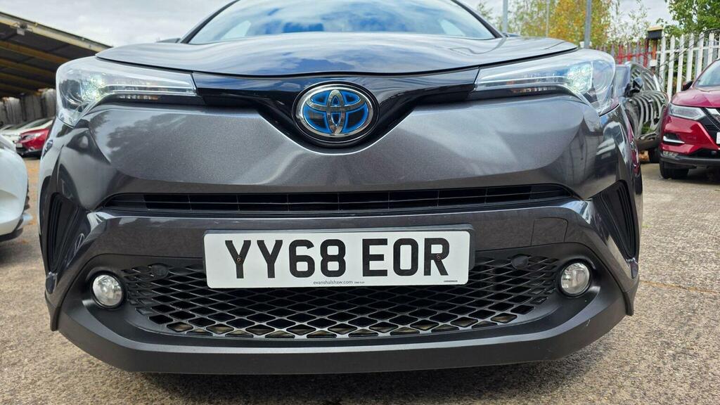 Toyota C-Hr Dynamic Hev Cvt Vvt-i White #8