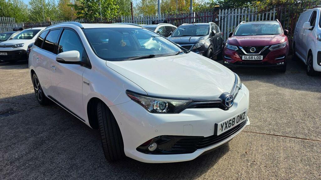 Toyota Auris 1.8 Vvt-h Design Touring Sports Cvt Euro 6 Ss 5 White #2