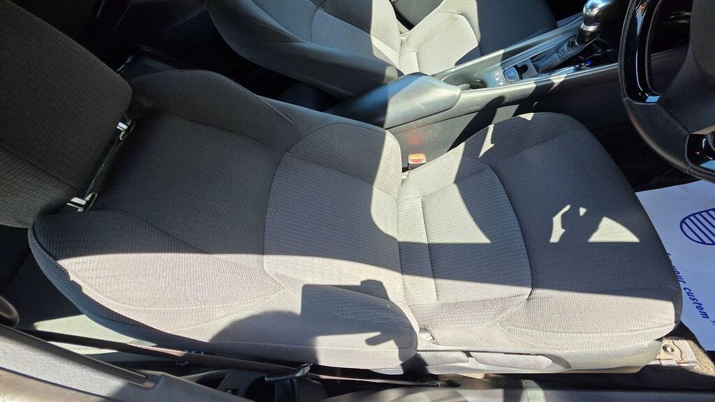 Toyota C-Hr 1.8 Hybrid Excel Cvt Leather White #32