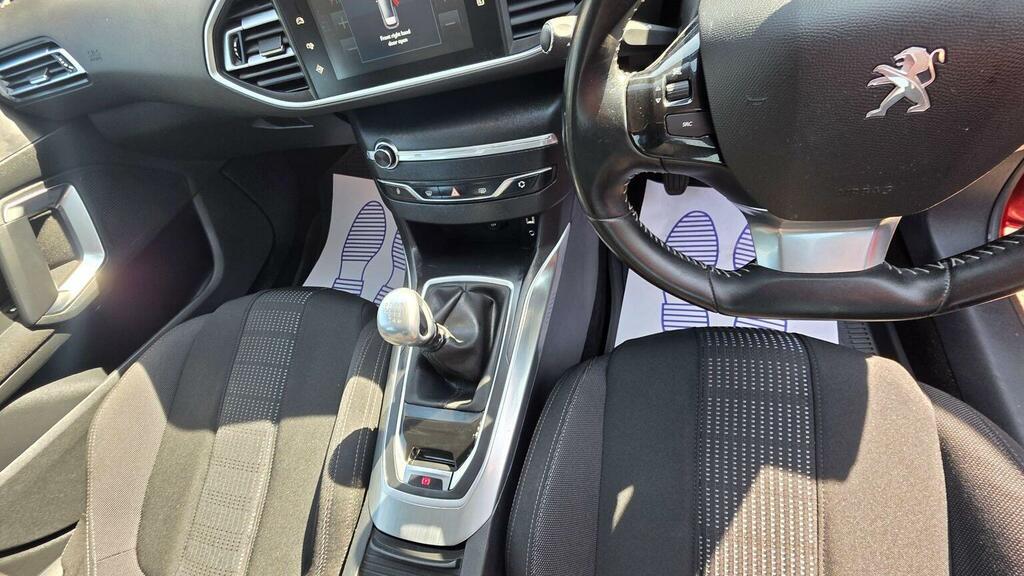 Peugeot 308 1.2 Puretech Allure Eat Euro 6 Ss Black #28
