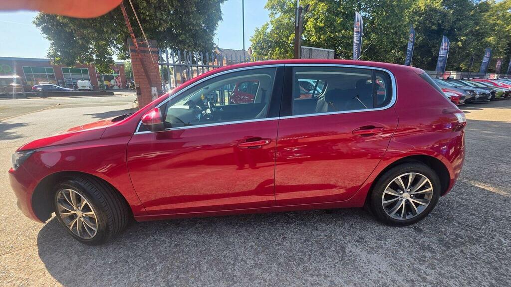 Peugeot 308 1.2 Puretech Allure Eat Euro 6 Ss Black #16