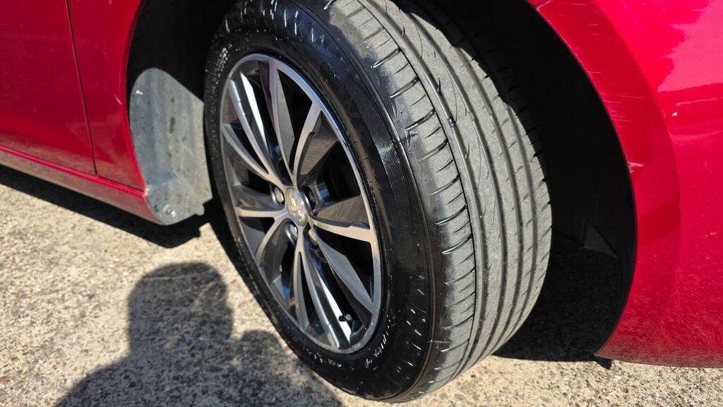 Peugeot 308 1.2 Puretech Allure Eat Euro 6 Ss Black #41