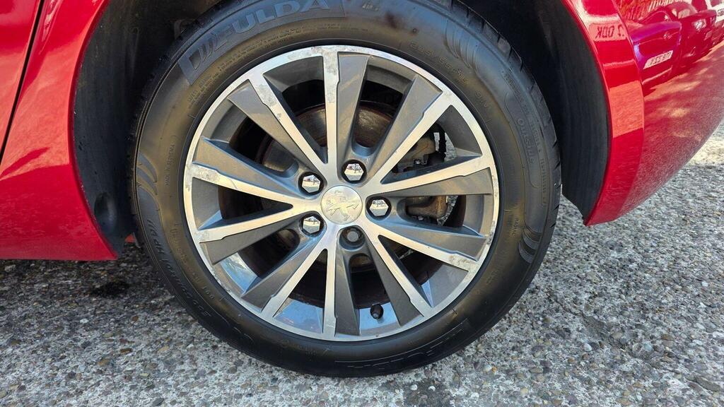 Peugeot 308 1.2 Puretech Allure Eat Euro 6 Ss Black #44