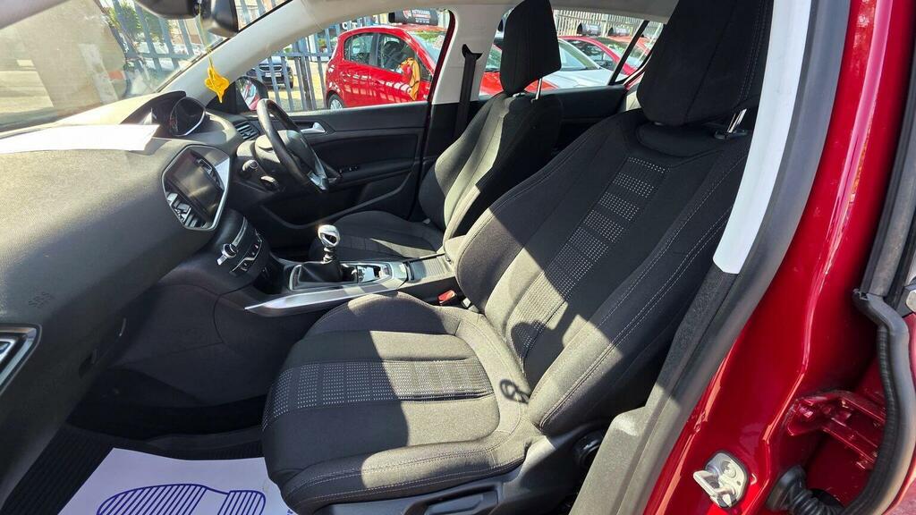 Peugeot 308 1.2 Puretech Allure Eat Euro 6 Ss Black #26
