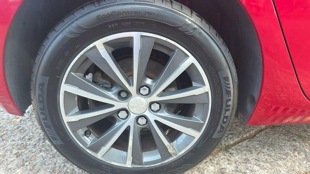 Peugeot 308 1.2 Puretech Allure Eat Euro 6 Ss Black #42
